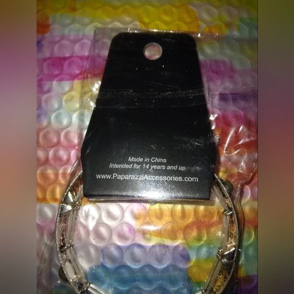 PAPARAZZI WILD WEST STORY GREEN BRACELET - Picture 5 of 15